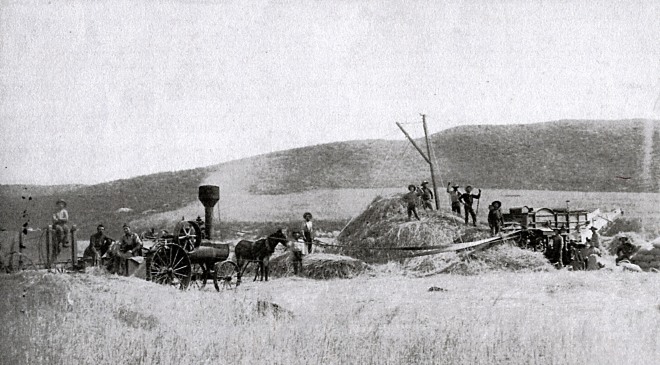 Threshing crew 1888